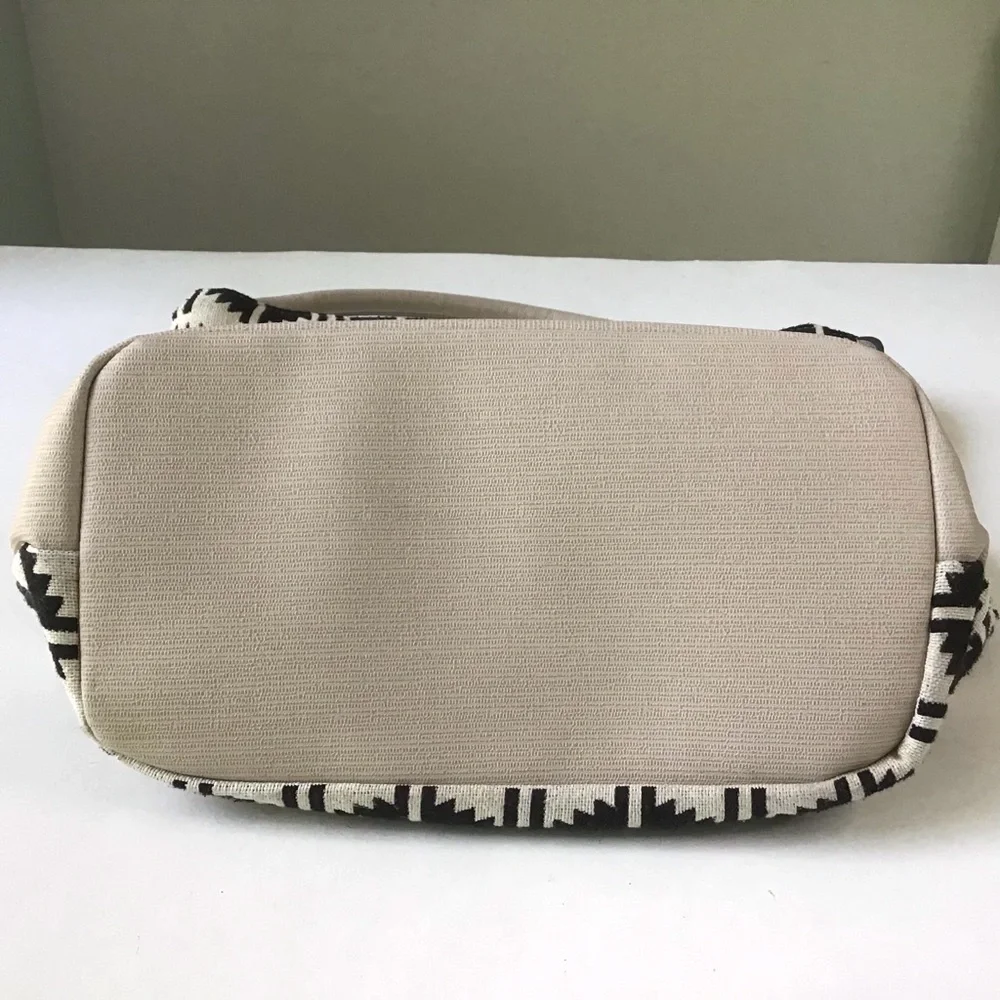 David Jones Tote Purse Hobo Bag Cream & Black Textile Print & Synthetic Leather